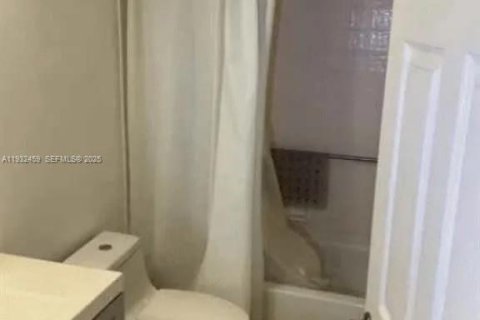 Купить кондоминиум в Санрайз, Флорида 2 спальни, 95.69м2, № 1990857 - фото 3