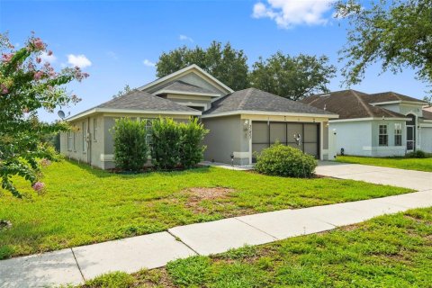 Villa ou maison à vendre à Brooksville, Floride: 4 chambres, 149.02 m2 № 2236054 - photo 2