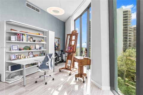 Купить кондоминиум в Майами, Флорида 4 спальни, 300.35м2, № 1987484 - фото 28