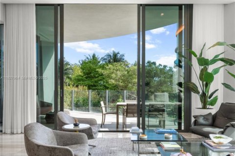 Купить кондоминиум в Майами, Флорида 4 спальни, 300.35м2, № 1987484 - фото 21