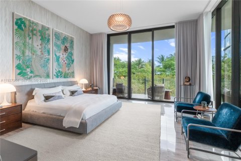 Купить кондоминиум в Майами, Флорида 4 спальни, 300.35м2, № 1987484 - фото 14