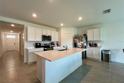 Casa en alquiler en Plant City, Florida, 4 dormitorios, 171.5 m2 № 1906861 - foto 7