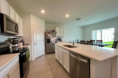 Casa en alquiler en Plant City, Florida, 4 dormitorios, 171.5 m2 № 1906861 - foto 10