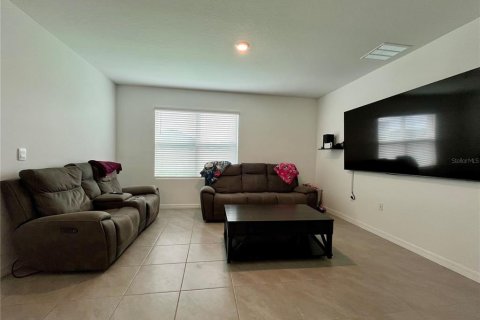 Casa en alquiler en Plant City, Florida, 4 dormitorios, 171.5 m2 № 1906861 - foto 14