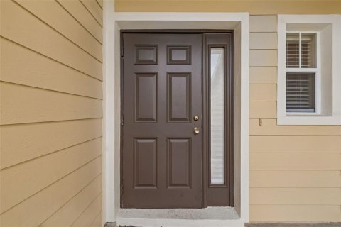 Townhouse in Tampa, Florida 3 bedrooms, 154.68 sq.m. № 2227880 - photo 5