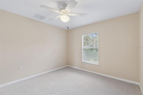 Townhouse in Tampa, Florida 3 bedrooms, 154.68 sq.m. № 2227880 - photo 28