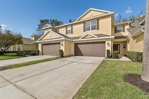 Townhouse in Tampa, Florida 3 bedrooms, 154.68 sq.m. № 2227880 - photo 2