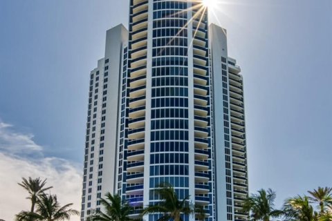 Condo in Sunny Isles Beach, Florida, 3 bedrooms № 2181464 - photo 8