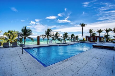 Condo in Sunny Isles Beach, Florida, 3 bedrooms № 2181464 - photo 9
