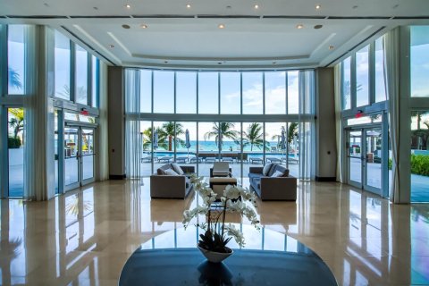 Condo in Sunny Isles Beach, Florida, 3 bedrooms № 2181464 - photo 12