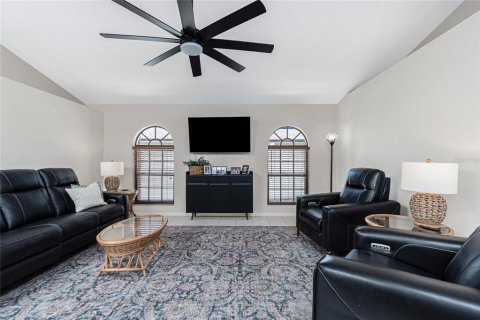 House in Port Charlotte, Florida 3 bedrooms, 191.47 sq.m. № 1877224 - photo 12