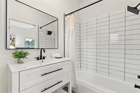 Купить виллу или дом в Тампа, Флорида 5 комнат, 140.47м2, № 2420485 - фото 10