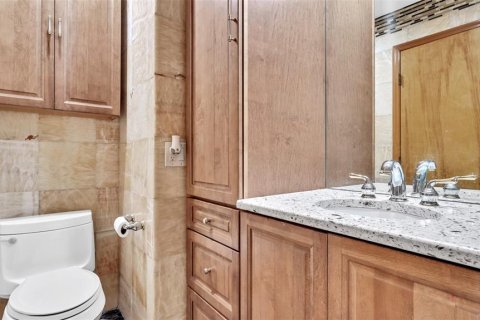 Villa ou maison à louer à Palm Harbor, Floride: 4 chambres, 202.99 m2 № 1833329 - photo 25