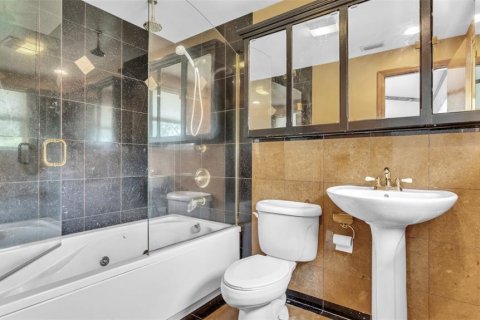 Villa ou maison à louer à Palm Harbor, Floride: 4 chambres, 202.99 m2 № 1833329 - photo 30