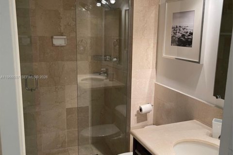 Снять в аренду кондоминиум в Майами-Бич, Флорида 2 спальни, 98.85м2, № 2081310 - фото 7