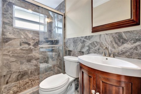 Villa ou maison à louer à Fort Lauderdale, Floride: 3 chambres, 136.85 m2 № 1956174 - photo 23