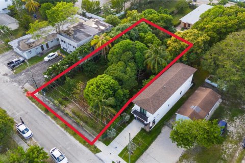 Land in Fort Lauderdale, Florida № 1986157 - photo 16