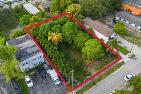 Land in Fort Lauderdale, Florida № 1986157 - photo 13