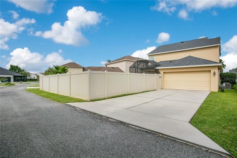 House in Groveland, Florida 4 bedrooms, 235.6 sq.m. № 1876109 - photo 30