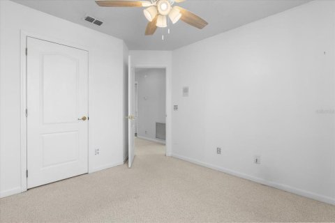 House in Orlando, Florida 3 bedrooms, 192.68 sq.m. № 1211442 - photo 24