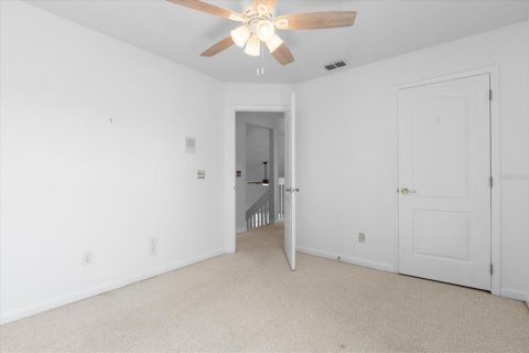 House in Orlando, Florida 3 bedrooms, 192.68 sq.m. № 1211442 - photo 26