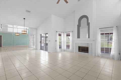 House in Orlando, Florida 3 bedrooms, 192.68 sq.m. № 1211442 - photo 12