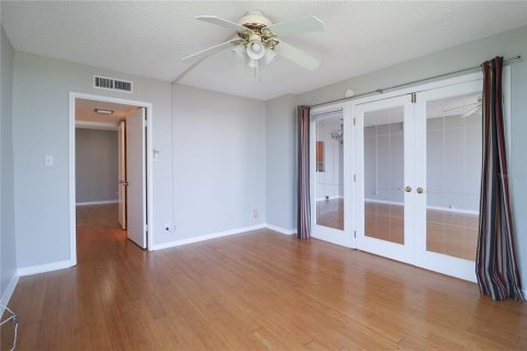 Copropriété à vendre à South Pasadena, Floride: 2 chambres, 120.77 m2 № 2117692 - photo 15