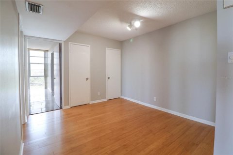 Copropriété à vendre à South Pasadena, Floride: 2 chambres, 120.77 m2 № 2117692 - photo 17