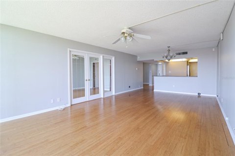 Copropriété à vendre à South Pasadena, Floride: 2 chambres, 120.77 m2 № 2117692 - photo 12