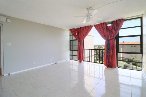 Copropriété à vendre à South Pasadena, Floride: 2 chambres, 120.77 m2 № 2117692 - photo 20