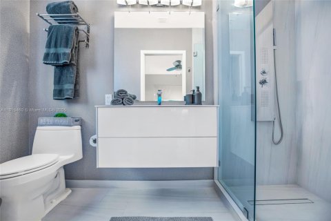 Casa en venta en Miami, Florida, 3 dormitorios № 2019086 - foto 24