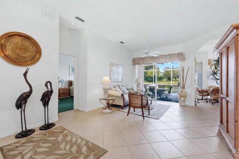 House in Port Charlotte, Florida 3 bedrooms, 176.51 sq.m. № 2230707 - photo 5