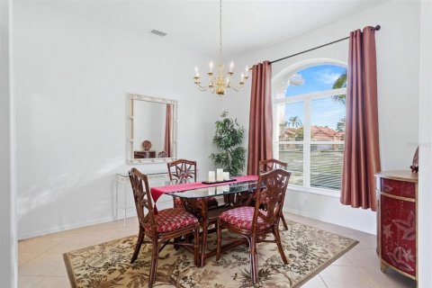 House in Port Charlotte, Florida 3 bedrooms, 176.51 sq.m. № 2230707 - photo 16