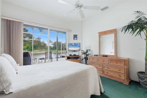 House in Port Charlotte, Florida 3 bedrooms, 176.51 sq.m. № 2230707 - photo 24