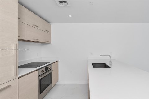 Copropriété à vendre à Miami, Floride: 2 chambres, 80.64 m2 № 1954241 - photo 7