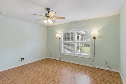 Casa en venta en Kissimmee, Florida, 2 dormitorios, 130.53 m2 № 2310015 - foto 28