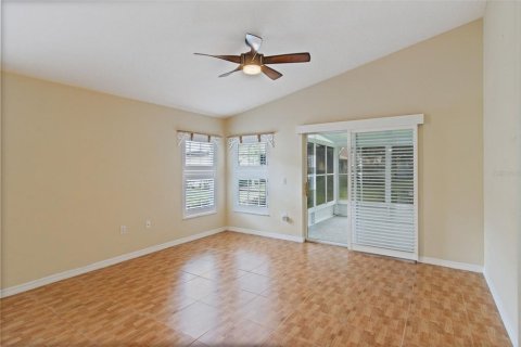 Casa en venta en Kissimmee, Florida, 2 dormitorios, 130.53 m2 № 2310015 - foto 25