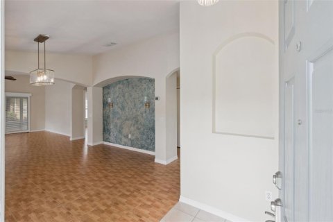 Casa en venta en Kissimmee, Florida, 2 dormitorios, 130.53 m2 № 2310015 - foto 5