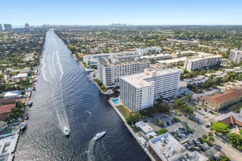 Condominio en venta en Fort Lauderdale, Florida, 2 dormitorios, 130.06 m2 № 2272505 - foto 3
