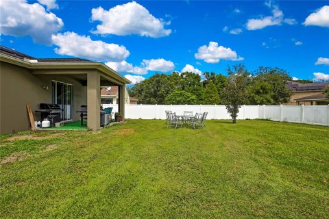 House in Zephyrhills, Florida 3 bedrooms, 134.52 sq.m. № 1914126 - photo 24