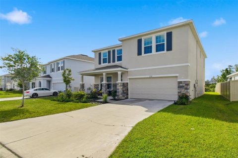 House in Plant City, Florida 4 bedrooms, 312.34 sq.m. № 2420006 - photo 2