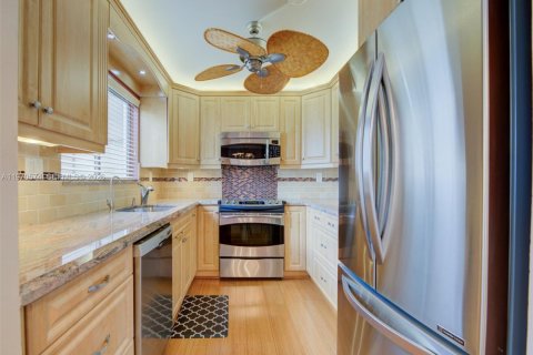 Condominio en venta en Delray Beach, Florida, 2 dormitorios, 83.61 m2 № 2031308 - foto 10