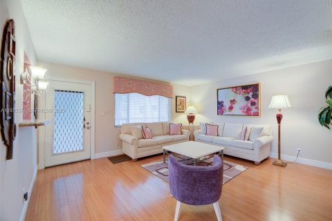 Condominio en venta en Delray Beach, Florida, 2 dormitorios, 83.61 m2 № 2031308 - foto 4