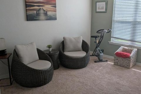 Condo in New Port Richey, Florida, 3 bedrooms  № 1883977 - photo 13