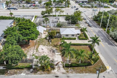 Propiedad comercial en venta en Fort Lauderdale, Florida, 230.4 m2 № 2249545 - foto 7