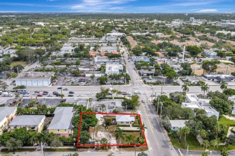 Propiedad comercial en venta en Fort Lauderdale, Florida, 230.4 m2 № 2249545 - foto 18