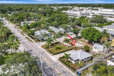 Propiedad comercial en venta en Fort Lauderdale, Florida, 230.4 m2 № 2249545 - foto 9