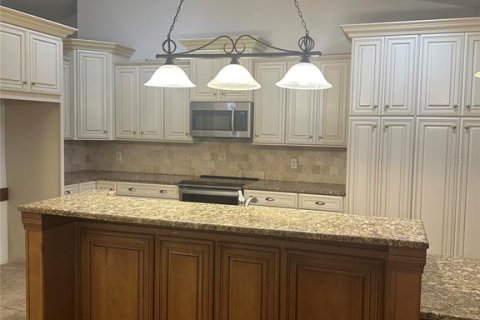 House in Ocoee, Florida 3 bedrooms, 230.3 sq.m. № 2235072 - photo 3