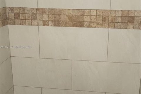 Commercial property in Miami, Florida 170.94 sq.m. № 2041408 - photo 24