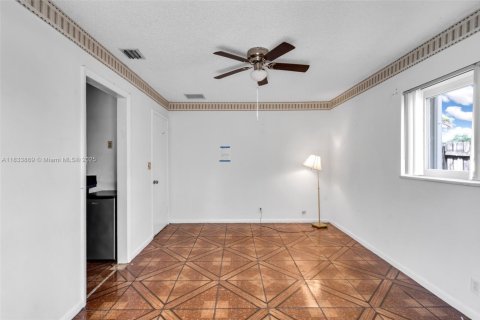 Villa ou maison à vendre à Boynton Beach, Floride: 2 chambres, 146.69 m2 № 1814800 - photo 13